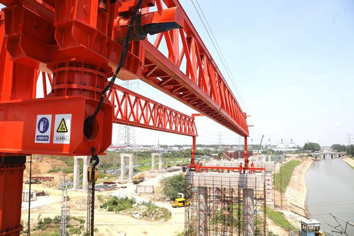 架橋 機(jī)租賃